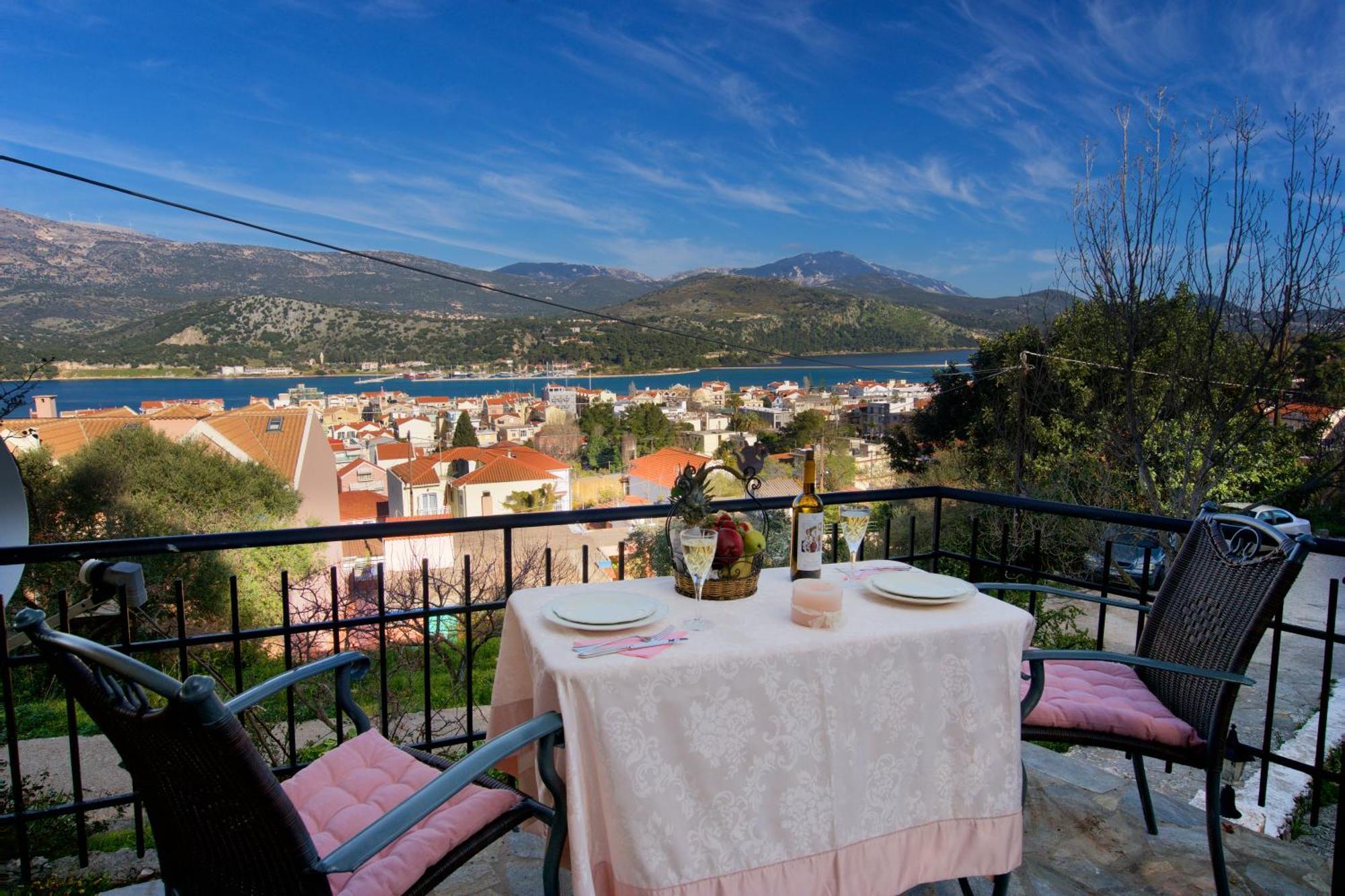 Erato Apartment In Argostoli מראה חיצוני תמונה