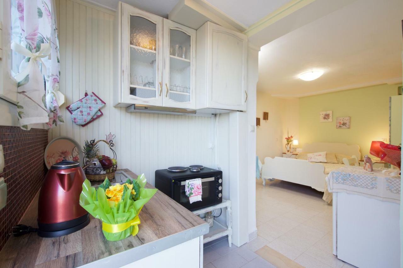 Erato Apartment In Argostoli מראה חיצוני תמונה